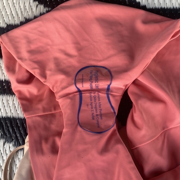 Raising Wild ERIKA Swimsuit - Picture 10 of 10